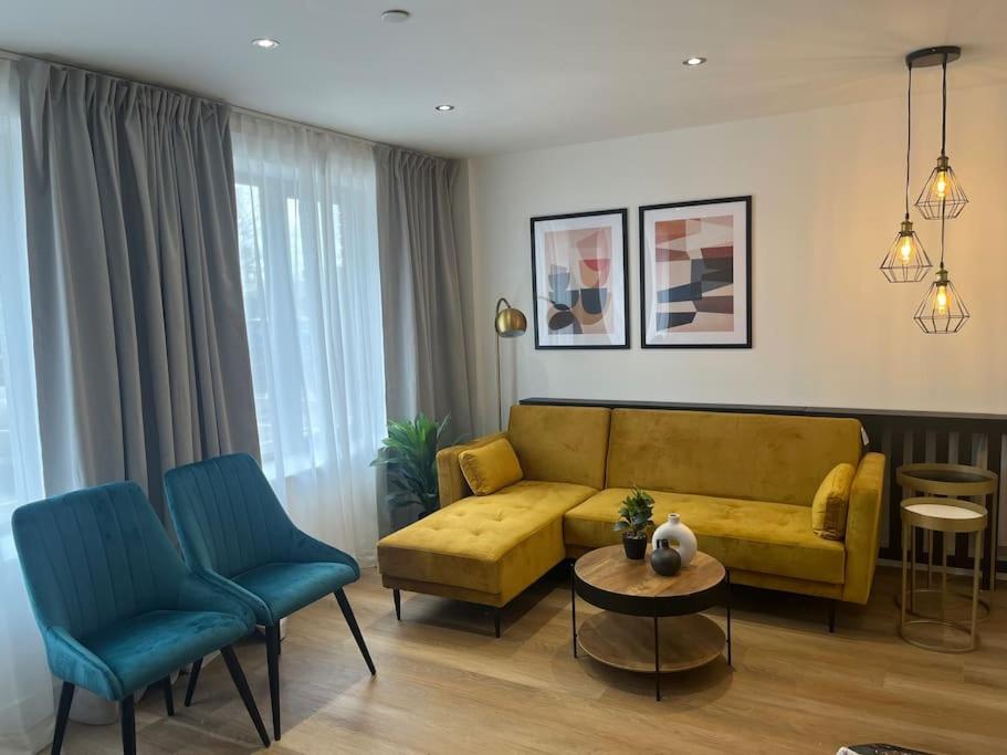 Cute One Bed Apartment - Old Trafford Манчестер Экстерьер фото